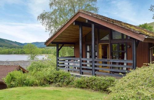 Lochearnhead House | Loch Earn View Lodge
