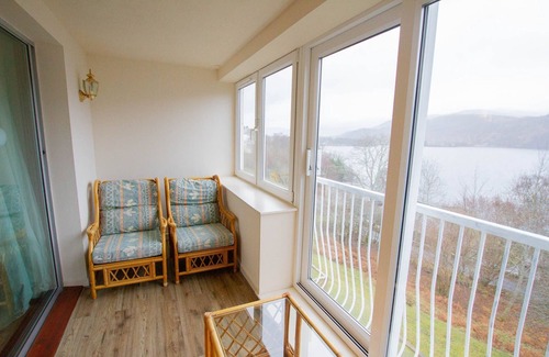 Kinloch Rannoch Cottage | Loch Rannoch Red Squirrel Lodge (5) - Retreat Group