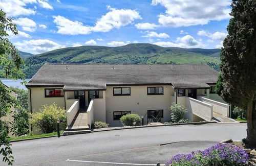 Kinloch Rannoch Cottage | Loch Rannoch Red Squirrel Lodge (5) - Retreat Group