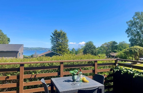 Kilmun Cabin | Loch view location in Holiday park, sleeps 4 persons, off road parking, free Wi-Fi