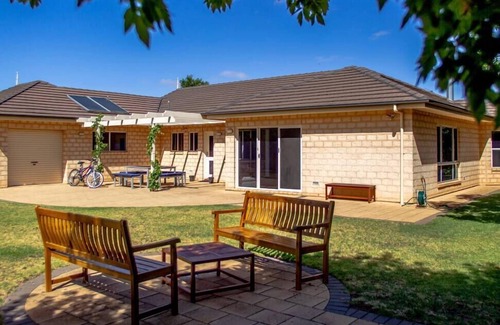 Tanunda House | "Lochnagar Barossa" - 3 En-suites - Walking distance to wineries