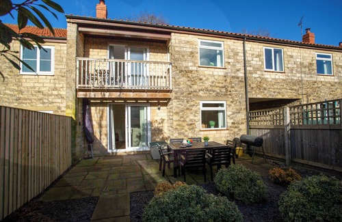 Lockton Cottage | Lock Cottage, 3 bed cottage (sleeps 6) in Lockton nr Pickering