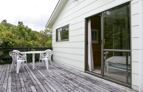 Kuratau Cottage | Lockwood at The Lake - Kuratau Bach