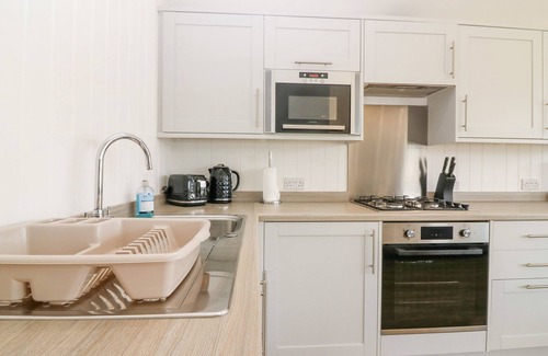 Errol Cottage | LODGE 15 - THE TUMMEL (FAMILY), family friendly in Errol