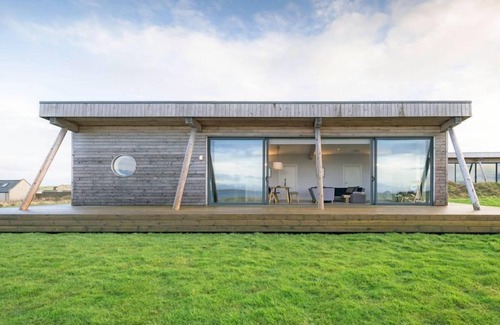 John O'Groats Cottage | Lodge 6 - 3 Bed - a john o'groat that sleeps 6 guests in 3 bedrooms
