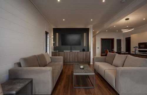 St. Andrews House | Lodge No 147 - Stewarts Resort Cameron