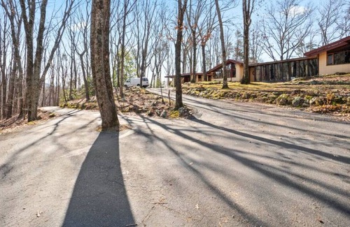 Greenville - Spartanburg Condo | Lodge @ Paris Mtn- Greenville Monthly Rental