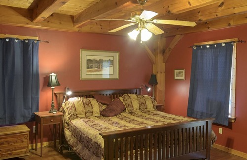 Wilmore Cabin | Lodge style home on 140 acres. Remote but close to much! Hot Tub, Pets