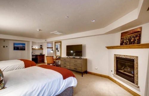 Vail Hotel | Lodge-style Stay w/Fireplace, Heated bathroom flooring & Vail Village Views