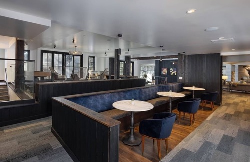 Vail Hotel | Lodge-style Stay w/Fireplace, Heated bathroom flooring & Vail Village Views