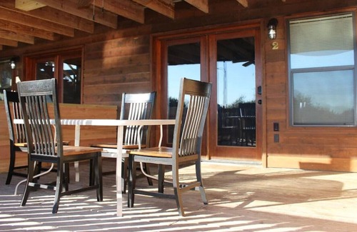 Canyon Lake Cabin | Lodge Suite Downstairs W/ Deck - 104
