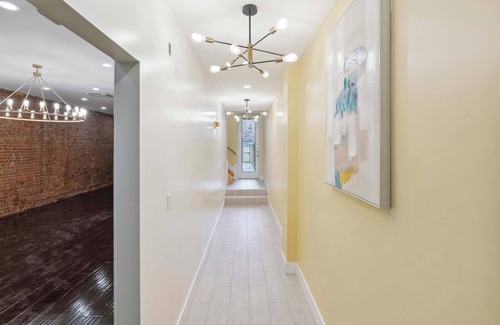 West Philadelphia Apartment | Lodgyy - Quiet Double-bed suite