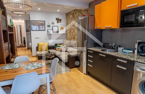 Centro y casco historico Apartment | Loft Arco de los zapatos with private car park