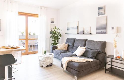 Settecamini Apartment | LOFT con Terrazzo - 3 min dalle Autostrade By followgreenhouserome