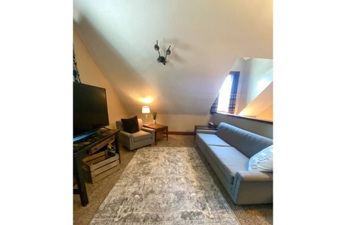 Pendleton Apartment | Loft in Downtown Pendleton