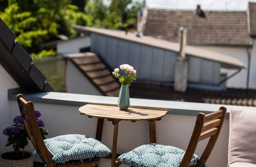 Pfaffendorf Apartment | LOFT KEANE - Vintage meets modernity over the roofs of Koblenz