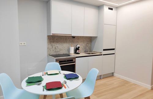 La Corredoria y Ventanielles Apartment | Loft Moderno en el Corazón de Oviedo