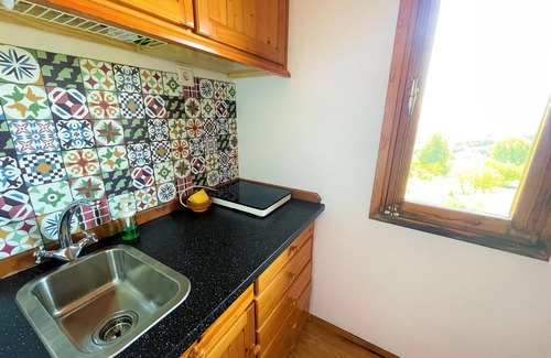 Ronda Cabin | Log Cabin-Countryside view-Private Bathroom-Cottage-CASITA 2 Y 3