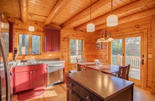 Twin Mountain Cabin | Log cabin in the White Mountains, near Bretton Woods