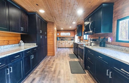 Wetmore Cabin | Log Cabin in the Woods