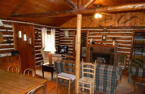 Honor Cabin | Log Cabin on Little Platte Lake - Bring Your Own Linens
