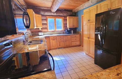 Scott Cabin | Log Cabin w/ Private Indoor Heated Pool-firepit - Game Room