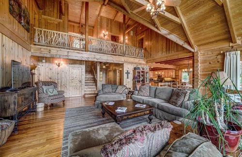 Tate House | Log Haven