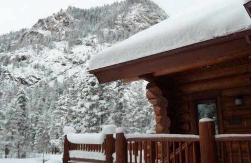 Royal Mountain Ranch House | Log Home Great For Families! Walk to Frisco Main Street. Near Copper Mtn.
