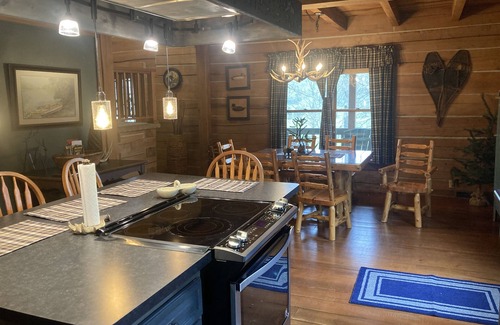 Park City Cabin | log home Only 10 min from Mammoth Cave Nat Park