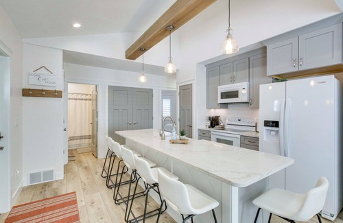 Perry Apartment | Logan Area Home Near Willard Bay State Park!