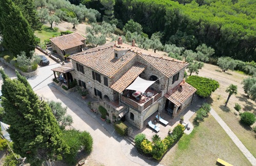 Castagneto Carducci Apartment | "Loggia" neat apartment in a country house, garden, sea view, 6 km to the sea