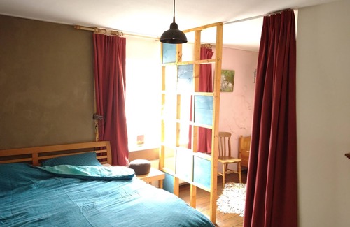 Abdij House | Logies de Zeeuwse Klei, a cozy 1930s house
