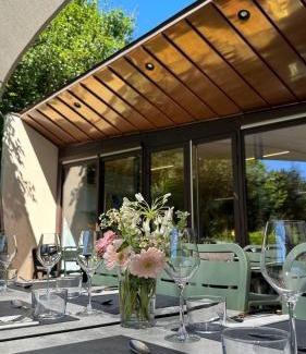 Sainte-Genevieve-sur-Argence Hotel | Logis hôtel restaurant l'Argence