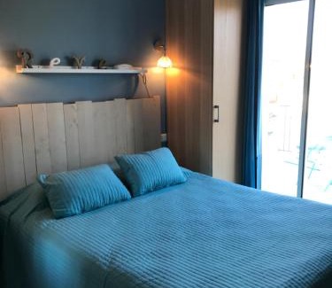 Apt Hotel | Logis Hôtel Le Manoir & Lounge