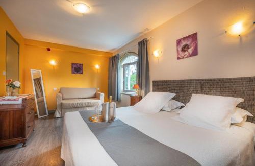 Pouilly-sur-Loire Hotel | Logis Hôtel Restaurant Le Coq Hardi