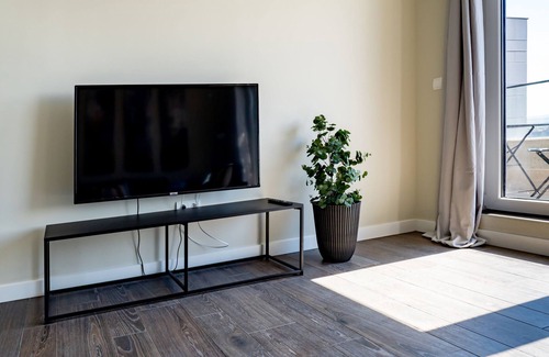 La Almozara Apartment | LOIRA TORRE 1: Panoramic Luxury in Zaragoza