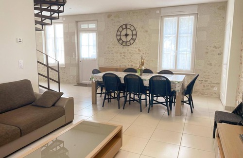 Thesee Cottage | Loire Valley Cottage: comfort, garden, parking, WiFi