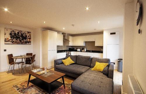 Shoreditch Apartment | London City 2-BR and 2 Bathroom Apartment Hoxton Zone 1 Balcony