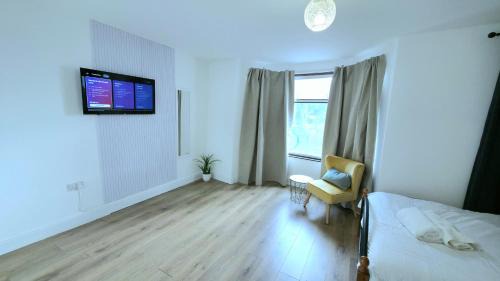Plaistow South House | London House, Private loft and Rooms near Excel London