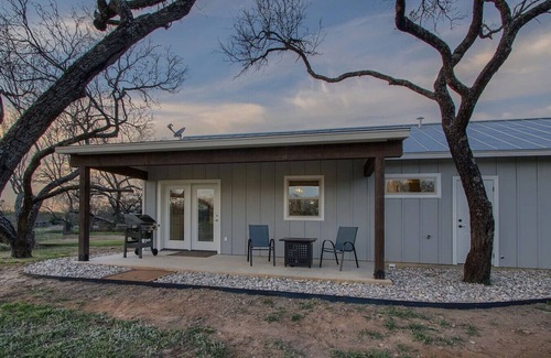 Fredericksburg Cabin | Lone Star Cabin No. 3