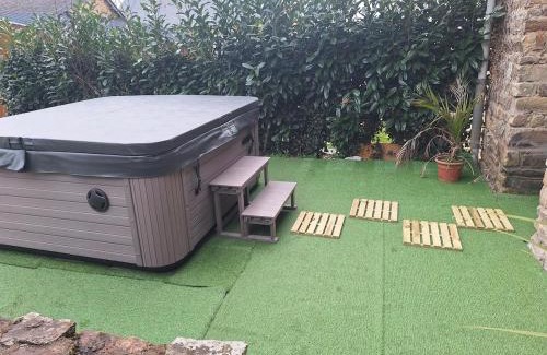 Servon-sur-Vilaine House | Longère avec jacuzzi et jardin à 10 min de Rennes