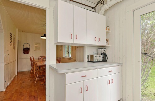 Gloucester House | Long Beach House: Large, comfortable home just 285 ft from the white sands!