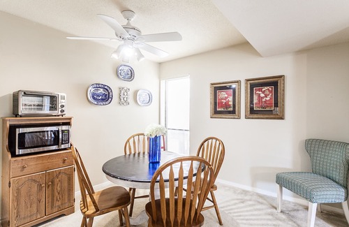 Ellendale House | Long-Term Stays - Germantown