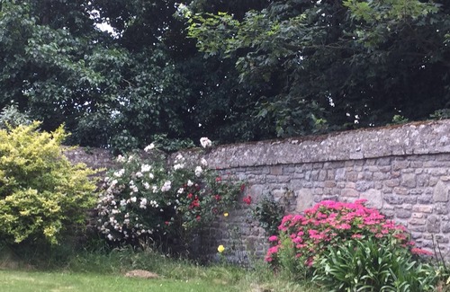 Cleder House | Longère, outbuilding of a charming manor house 4 km from Kerfissien beach