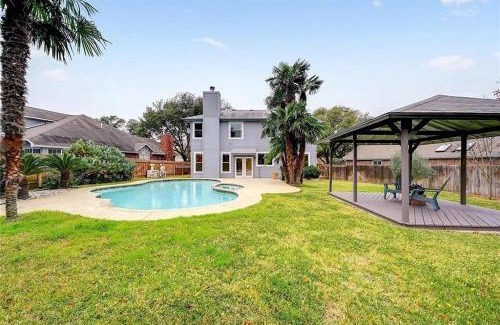 Meadows Of Brushy Creek House | Longhorn Escape w/Pool by StayLage
