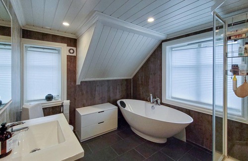 Tysvaer House | Look forward to a relaxing vacation in this vacation home with fjord view.