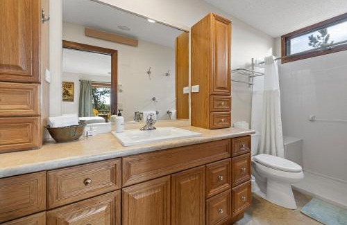 Custer House | Lookout Lodge