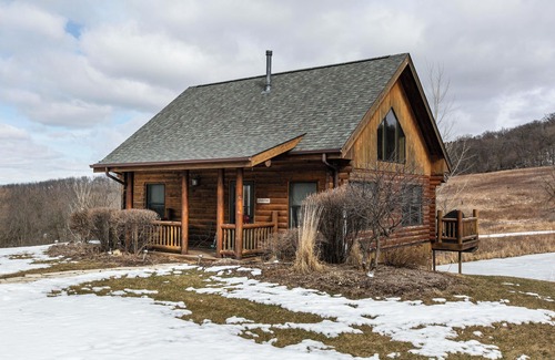 Dubuque Cabin | Lorelei Cabins Edelweiss