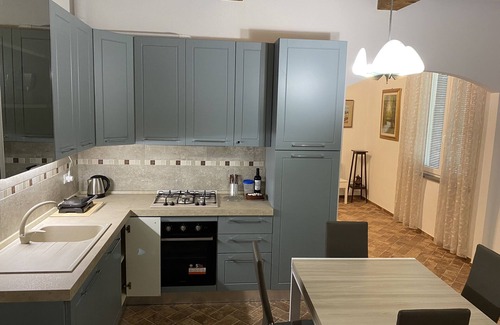 Vicopisano Apartment | Loretta House