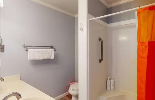 Kure Beach House | Lorraine's Beach Cottage